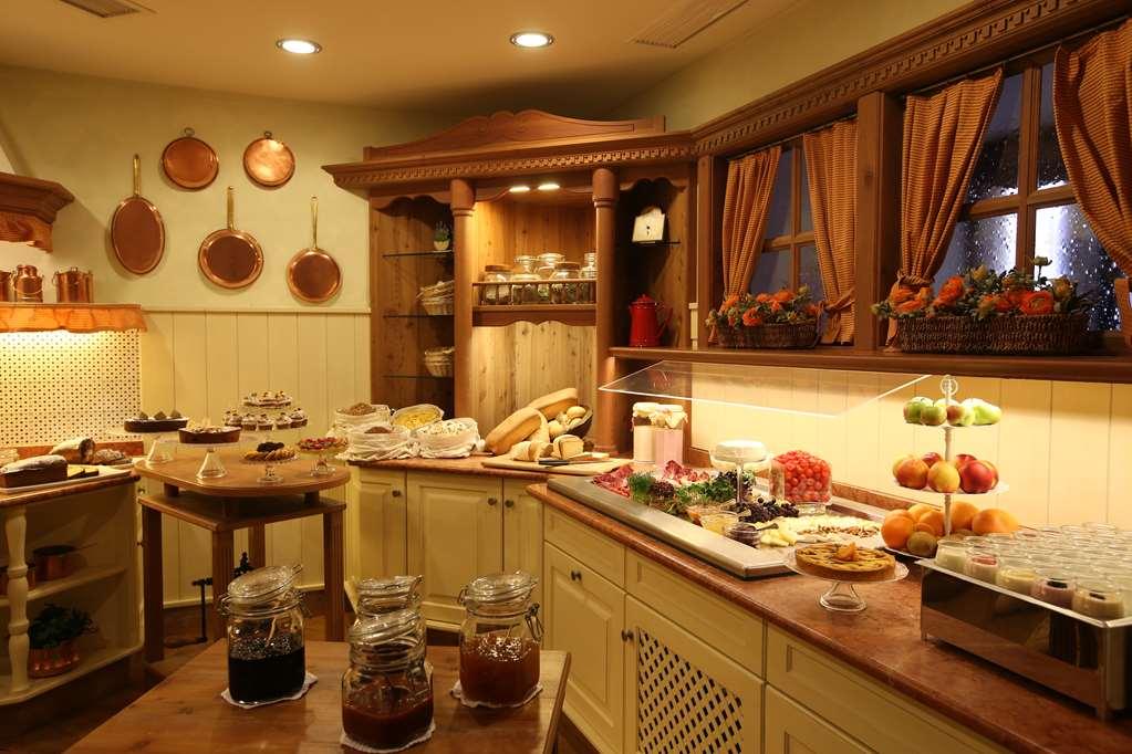 Alpen Suite Hotel Madonna di Campiglio Nhà hàng bức ảnh