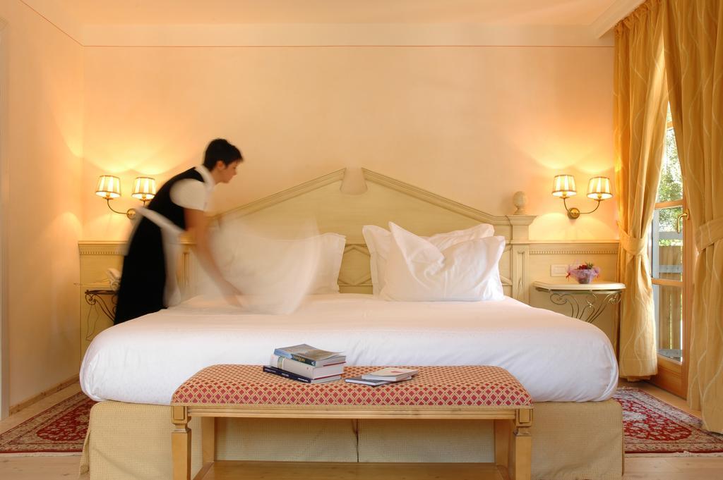 Alpen Suite Hotel Madonna di Campiglio Ngoại thất bức ảnh